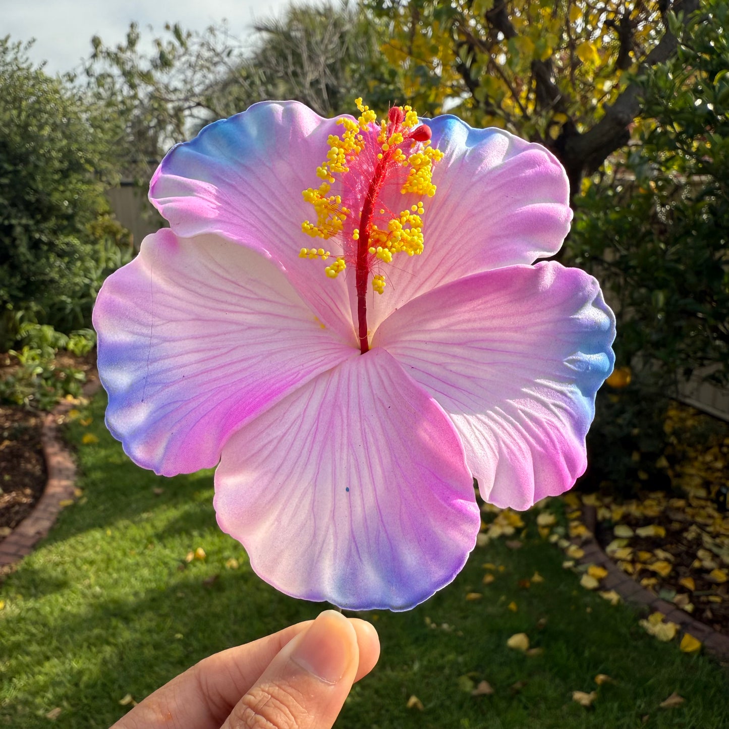 Isalei XL Hibiscus Polynesian Sei Hair Flowers 11cm - Island Aesthetica