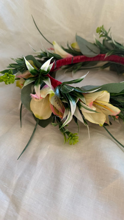 Pale Hawaiian Flower Crowns Lei Po’o
