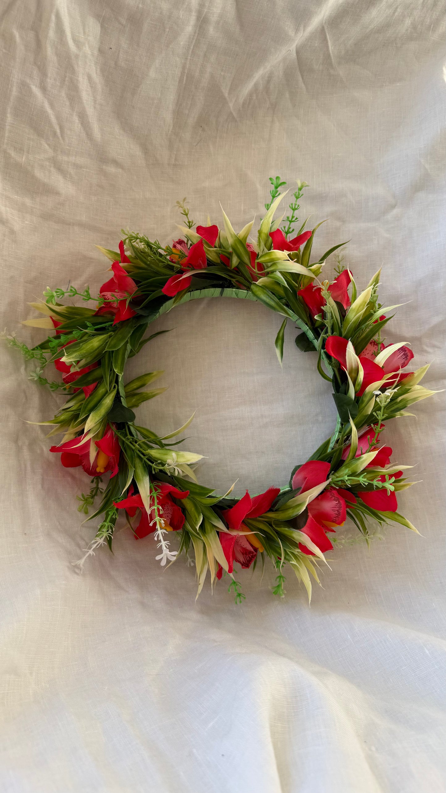 Pale Hawaiian Flower Crowns Lei Po’o
