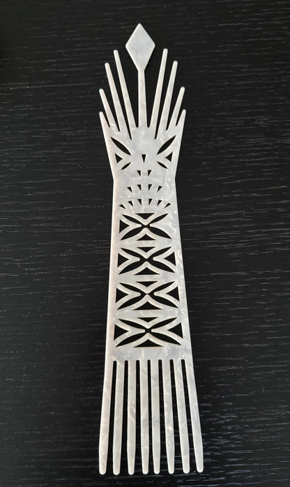 Selu Tuiga Acrylic Hair Accessories
