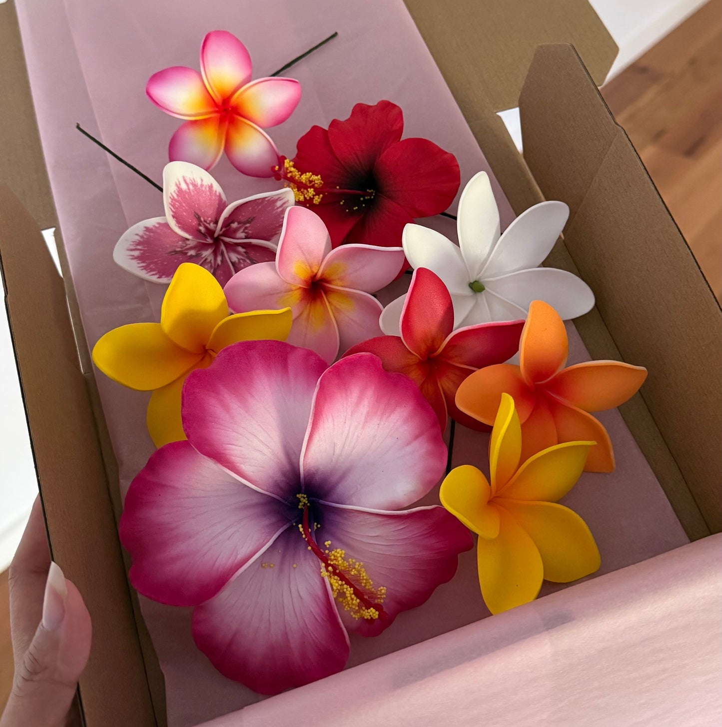 Talei Assorted Gift Box (10 pieces)