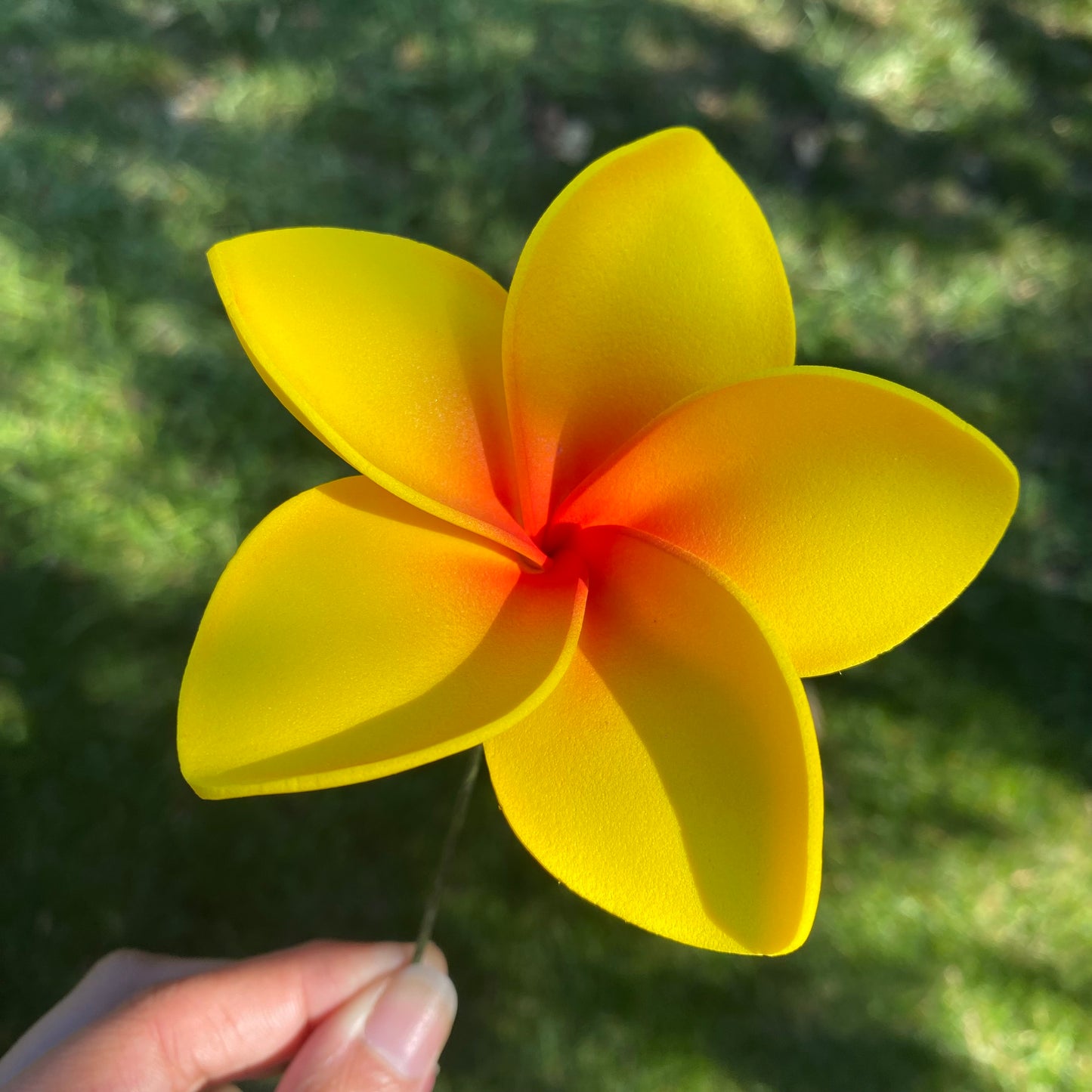 Amaia Large Frangipani Sei Faux Hair Flowers Pacific Islander Womens Accessories 9cm Tekiteki - Island Aesthetica