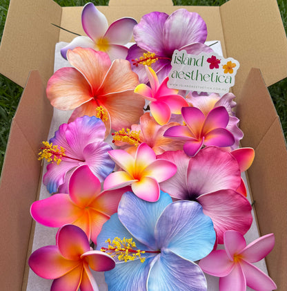 Kalena Assorted Flowers Gift Box (14x)