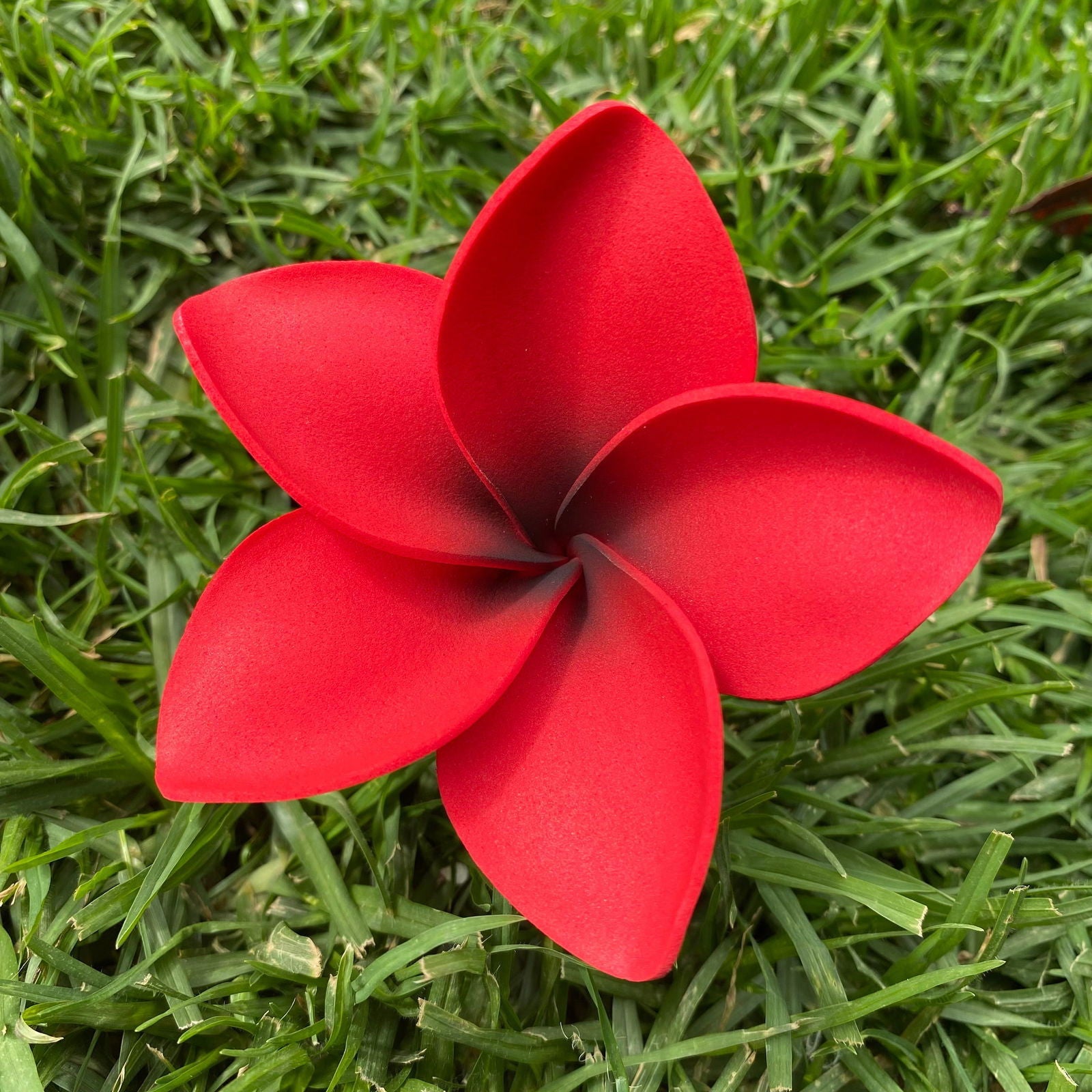 Amaia Large Frangipani Sei Faux Hair Flowers Pacific Islander Womens Accessories 9cm Tekiteki - Island Aesthetica