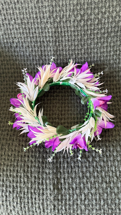 Pale Hawaiian Flower Crowns Lei Po’o