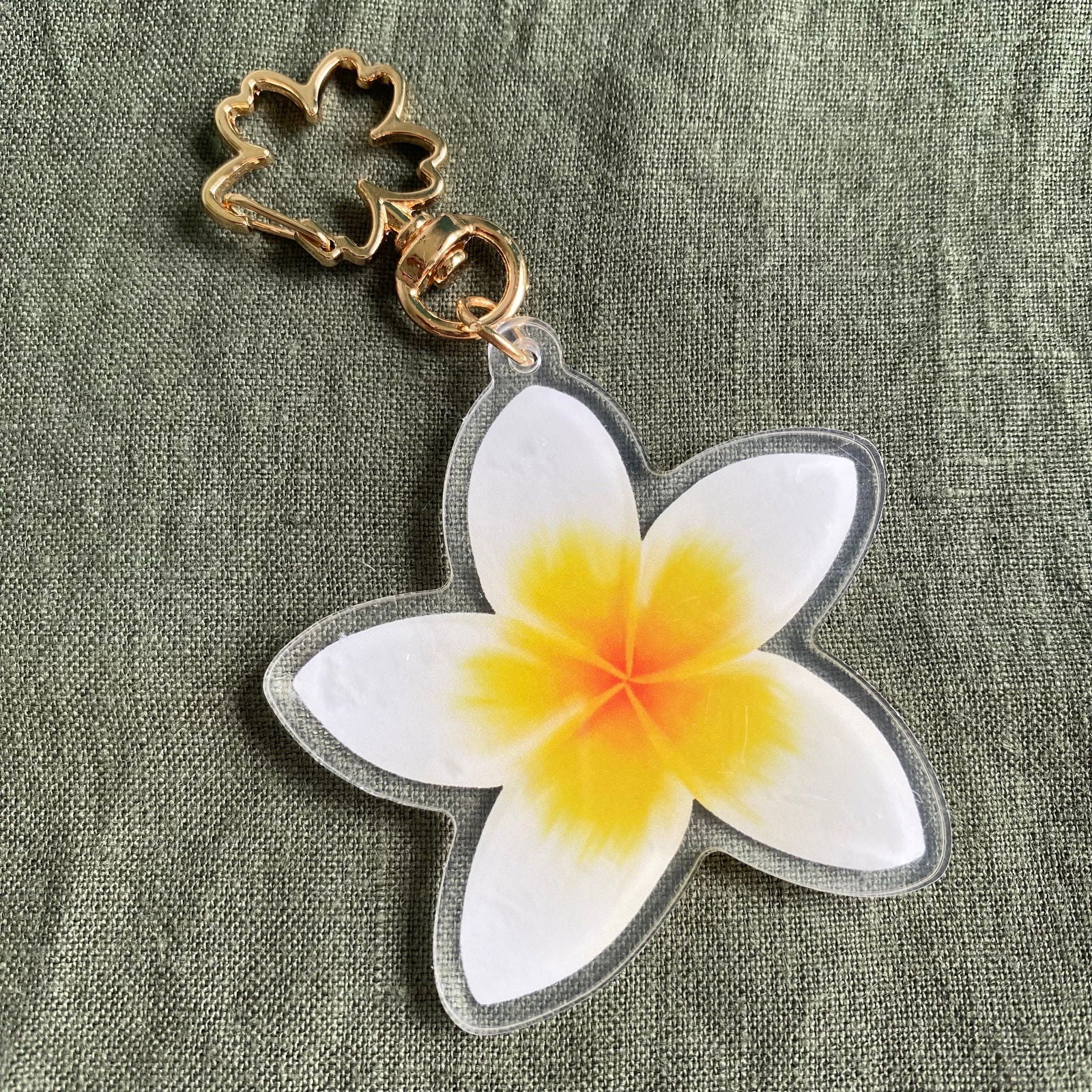 Frangipani Acrylic Keychain Bag Charm - Island Aesthetica