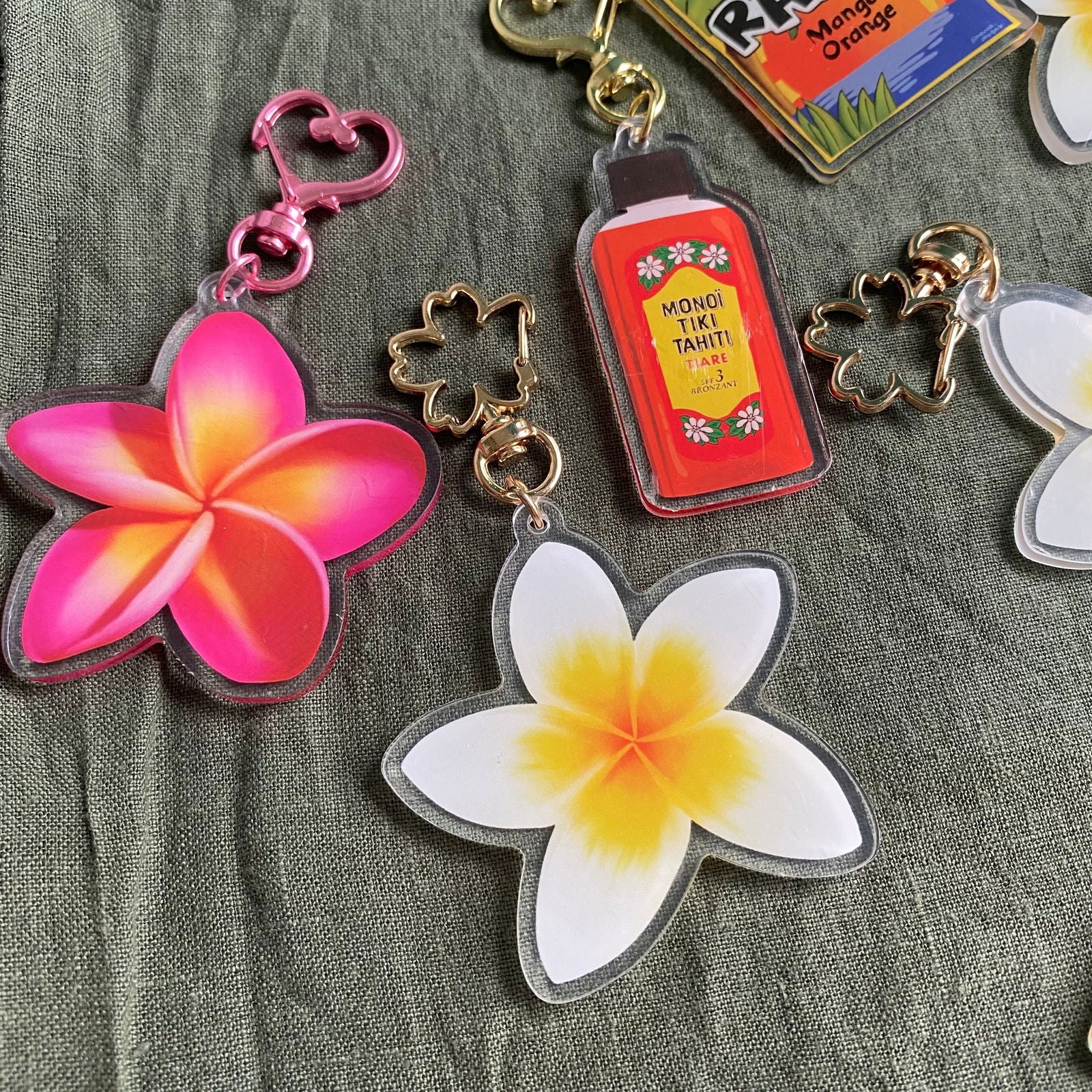 Frangipani Acrylic Keychain Bag Charm - Island Aesthetica