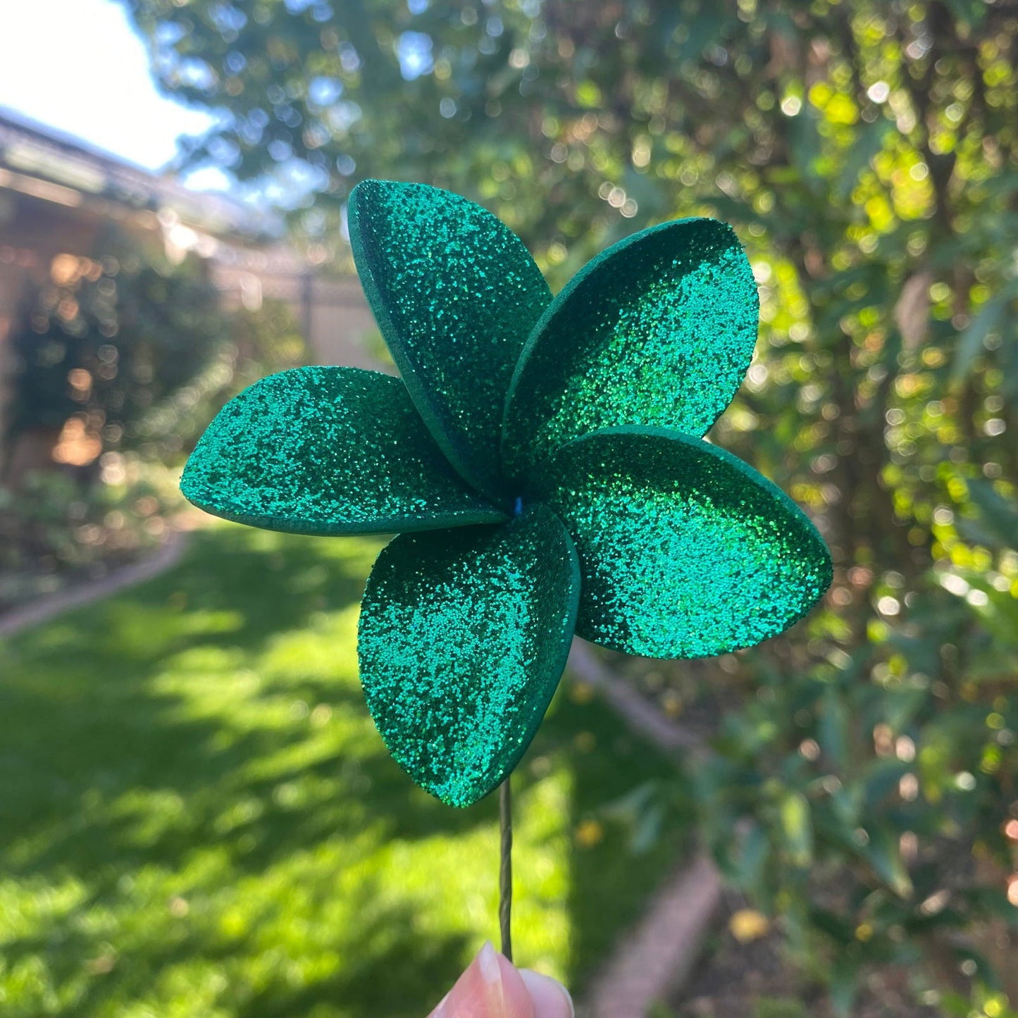 Frangipani Glitter Sei Tropical Hair Flowers 7.5cm Special Occasions Size M - Island Aesthetica