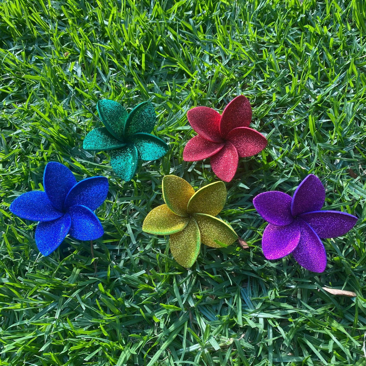 Frangipani Glitter Sei Tropical Hair Flowers 7.5cm Special Occasions Size M - Island Aesthetica