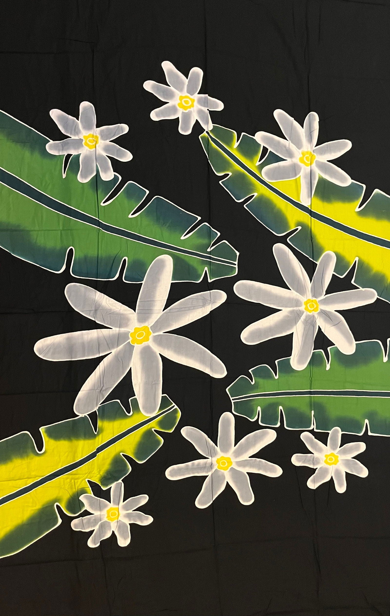 Ie Lavalava Women's Black Pareau Floral Sarong Beach Tropical Cover Up Size M Rayon #product_variant# - Island Aesthetica