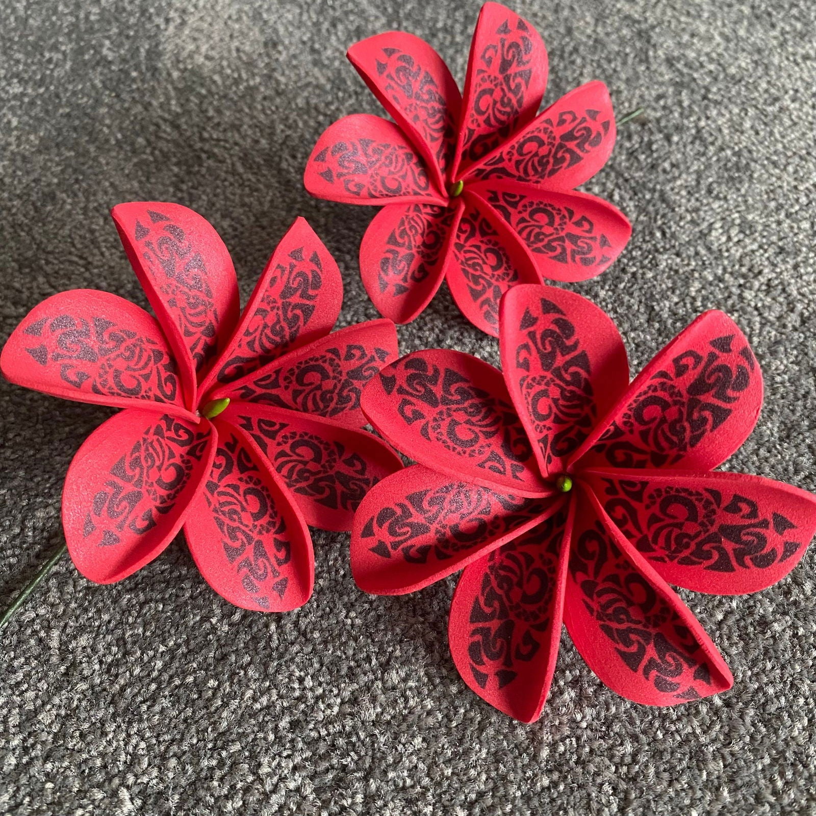 Tattoo Tiare Sei Flowers with Pattern 8cm Medium - Island Aesthetica