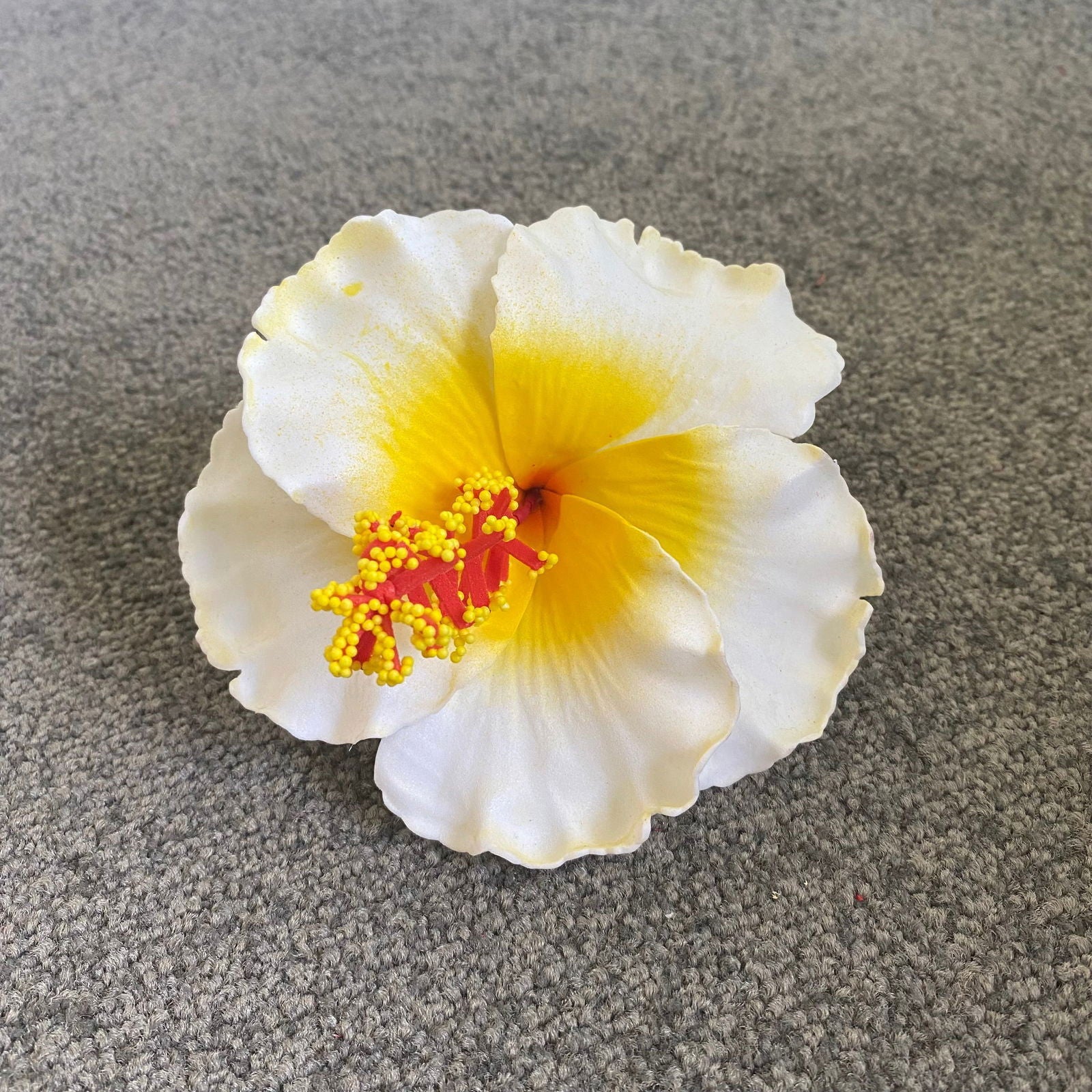 XL Hibiscus Polynesian Sei Flowers 12cm - Island Aesthetica