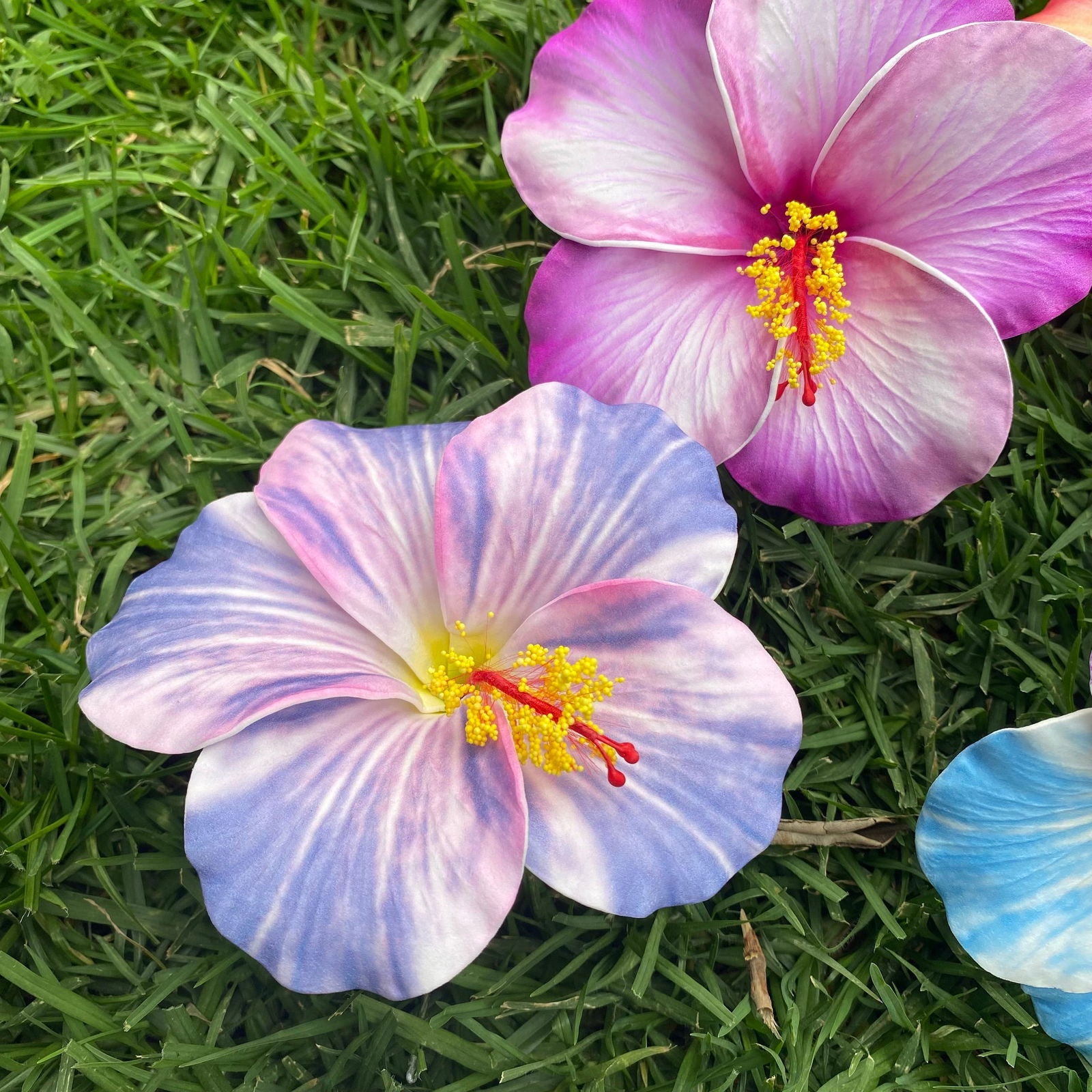 XL Stripe Hibiscus Polynesian Sei Artificial Foam Hair Flowers 12.5cm - Island Aesthetica