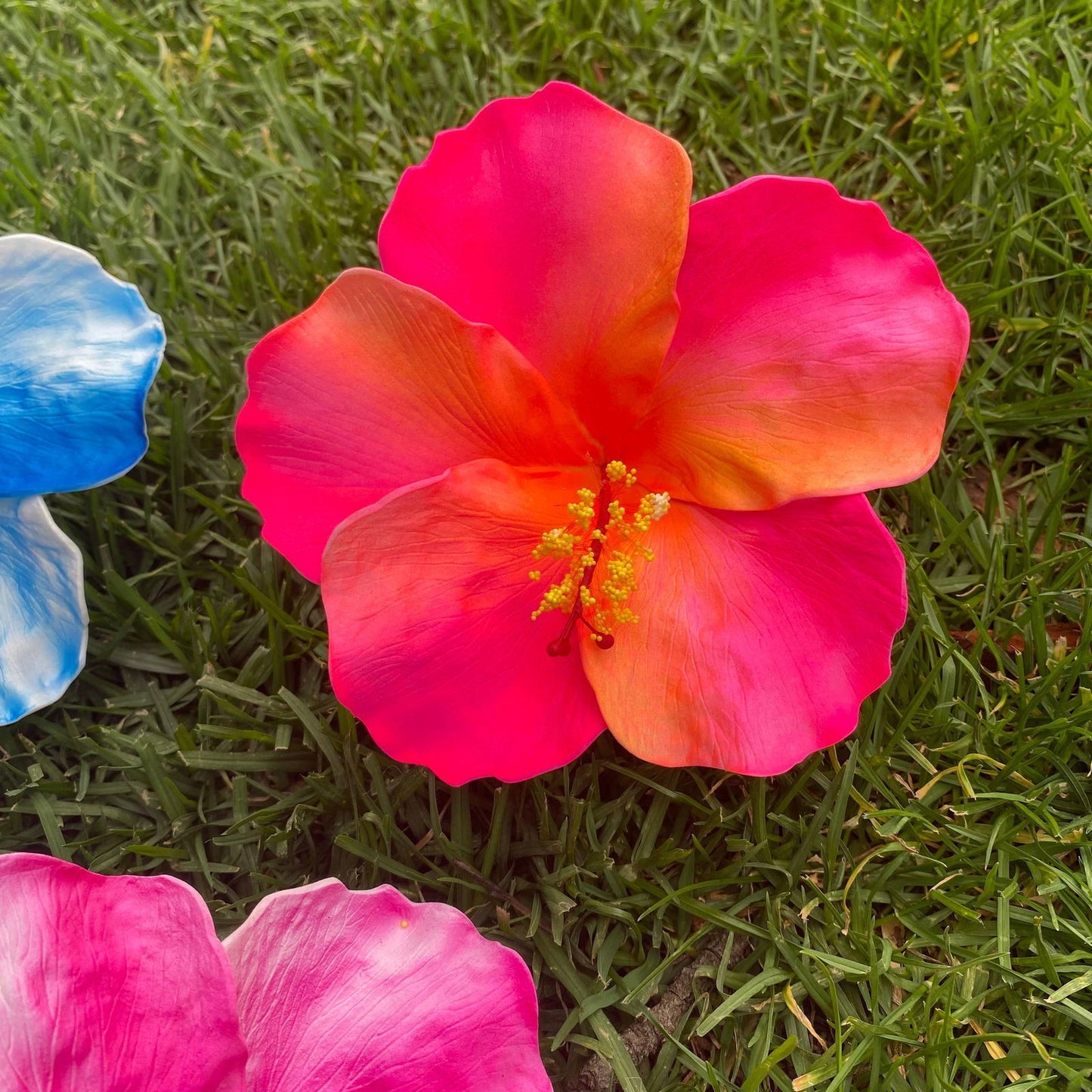 XXL Hand-painted Hibiscus Polynesian Sei Artificial Foam Hair Flowers 13cm - Island Aesthetica