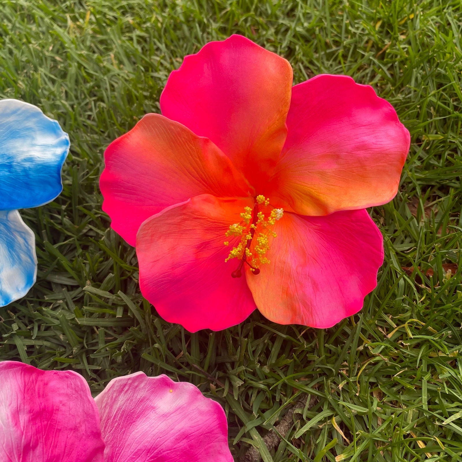 XXL Hand-painted Hibiscus Polynesian Sei Artificial Foam Hair Flowers 13cm - Island Aesthetica